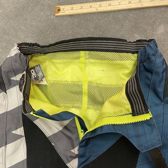 Troy Lee Designs Downhill MTB Moto Cycling Shorts Mens Size 30 Blue White Yellow - Picture 11 of 14